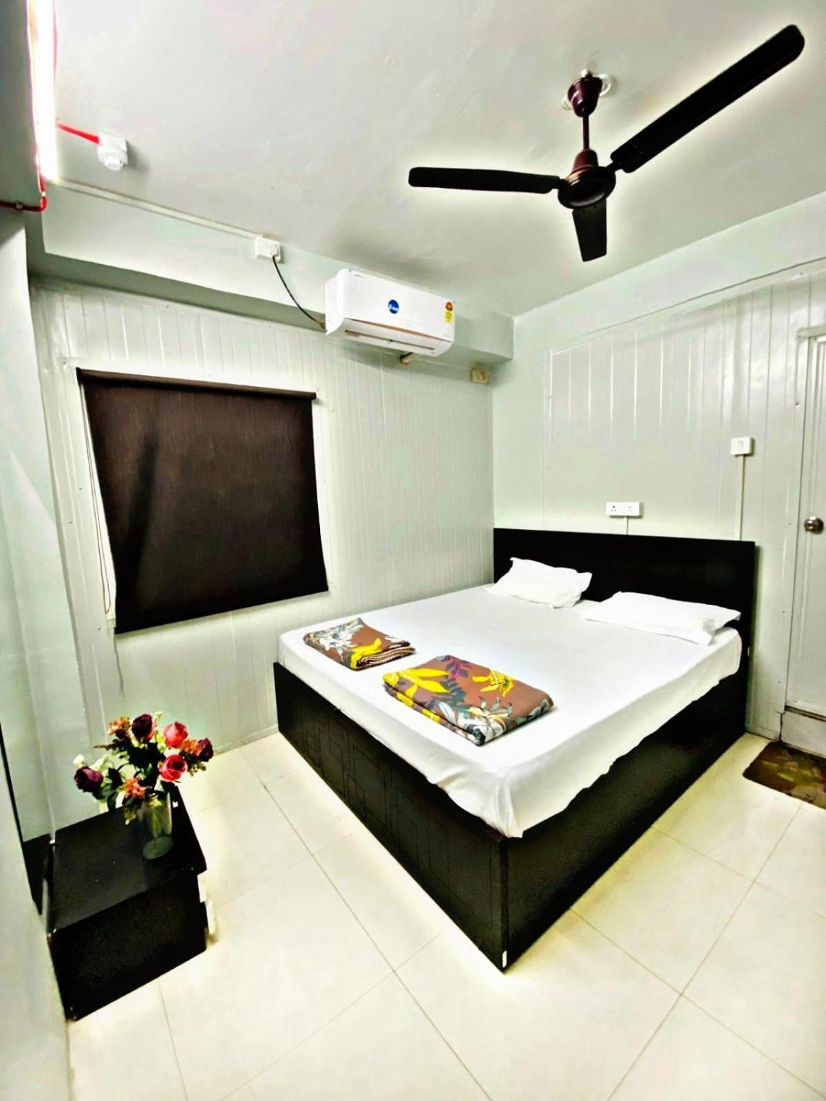 Homestay Ac Dormitory New Delhi Exterior foto