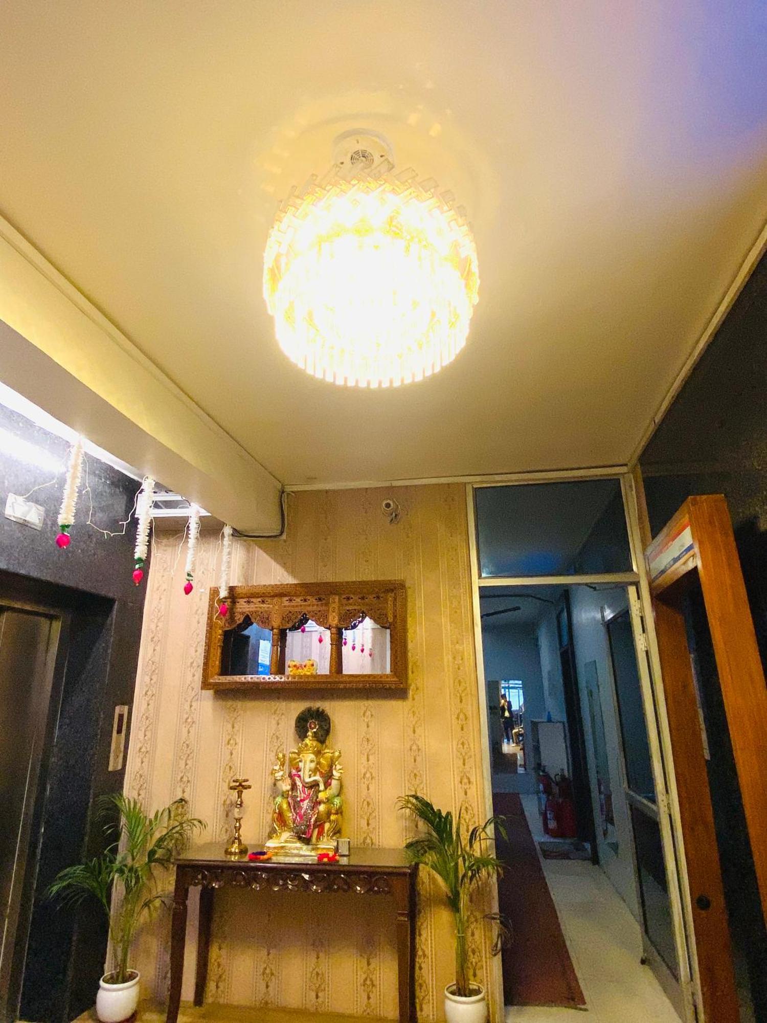 Homestay Ac Dormitory New Delhi Exterior foto