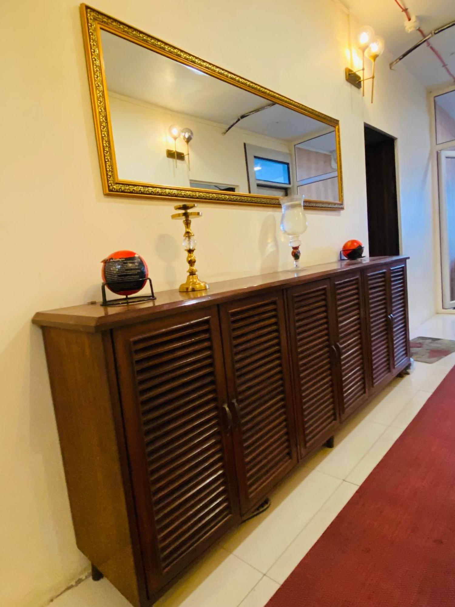 Homestay Ac Dormitory New Delhi Exterior foto