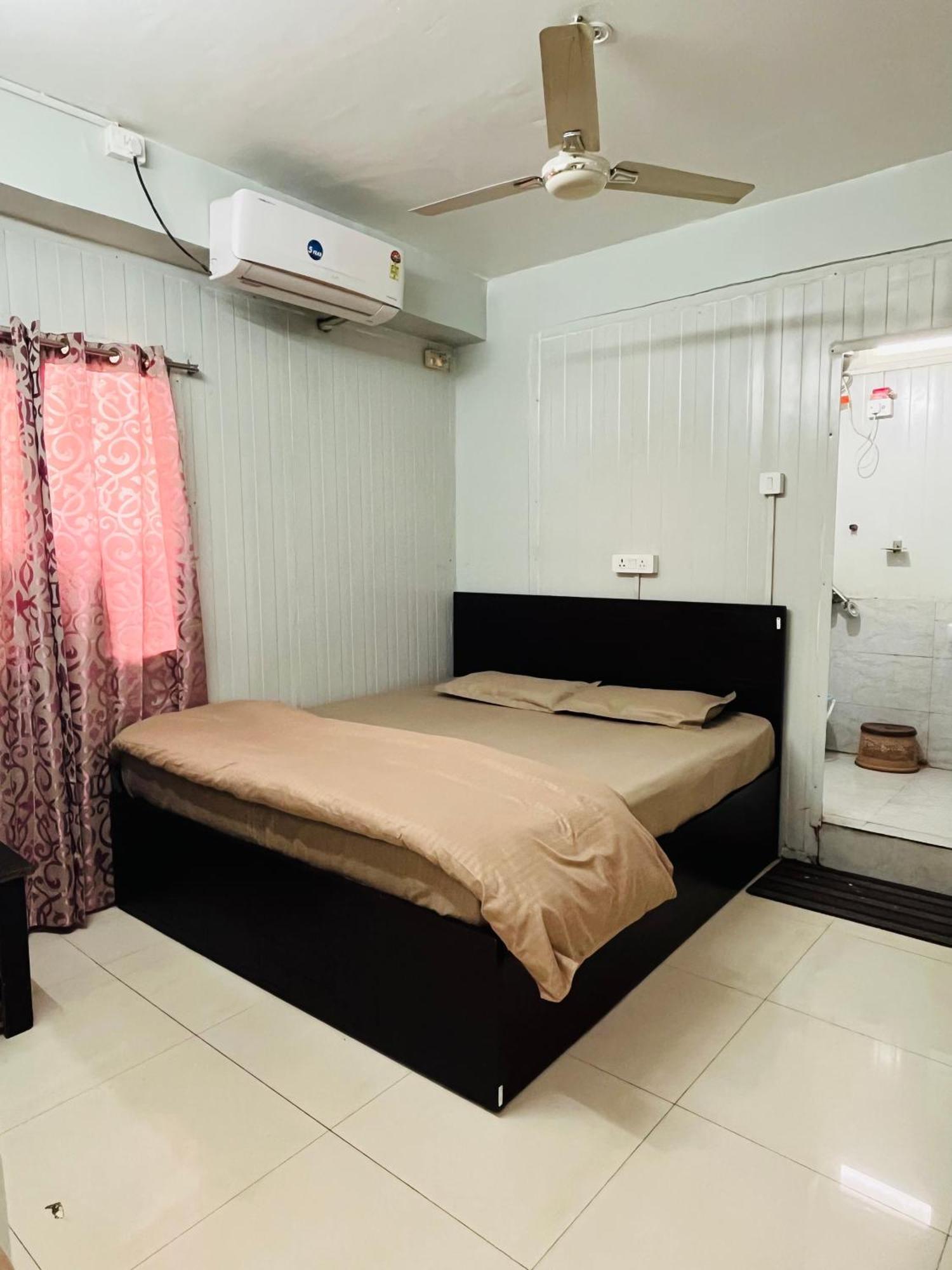 Homestay Ac Dormitory New Delhi Exterior foto